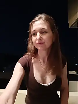 Snapshot of irresistibelle chatting on May 2026 05:44:01 PM irresistibelle online show from May 2026 05:44:01 PM