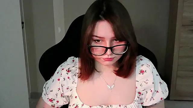 Snapshot of Kimberly_Charm chatting on July 2026 09:40:01 AM Kimberly Charm online show from July 2026 09:40:01 AM