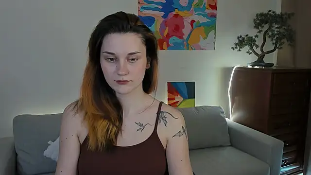 Snapshot of elani_lune chatting on April 2026 03:53:01 PM elani lune online show from April 2026 03:53:01 PM