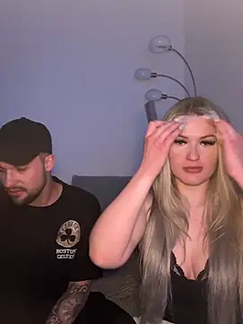 SexyCouple1910 online show from April 2026 06:20:01 PM