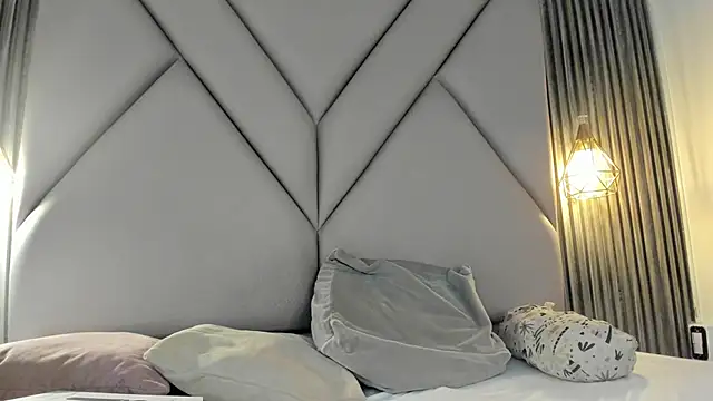 Snapshot of lolabunnysc chatting on May 2026 12:14:02 PM lolabunnysc online show from May 2026 12:14:02 PM