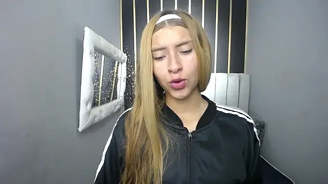 nancy blonde online show from May 2026 01:06:01 PM