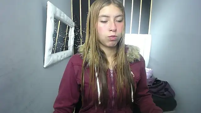 Snapshot of nancy_blonde chatting on June 2026 01:14:01 PM nancy blonde online show from June 2026 01:14:01 PM