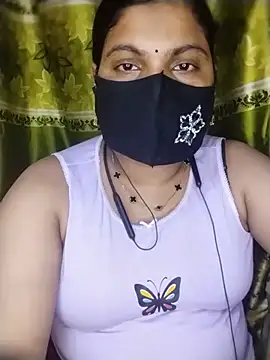 Snapshot of Sila_Vabi9 chatting on May 2026 02:01:02 PM Sila Vabi9 online show from May 2026 02:01:02 PM