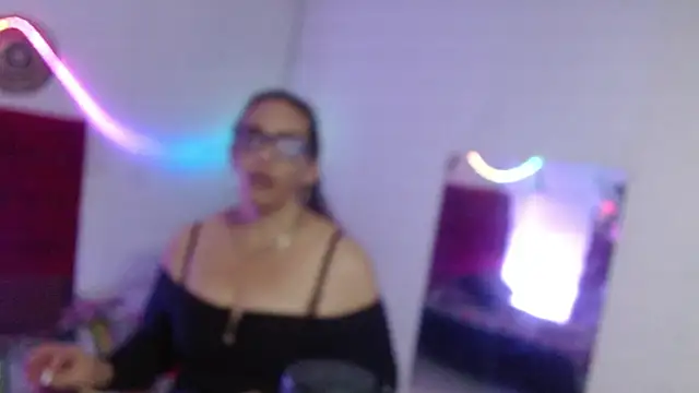 Sweet-Mommy-Milf online show from May 2026 01:12:01 AM