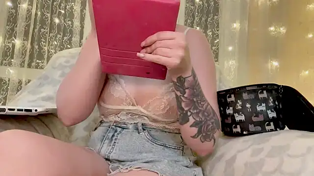MistiPitzen online show from June 2026 10:45:02 PM