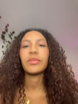 Snapshot of Daphnne_Curly chatting on July 2026 04:41:02 AM Daphnne Curly online show from July 2026 04:41:02 AM