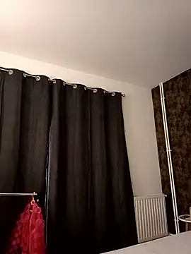 I amVeronicle online show from April 2026 03:04:01 PM