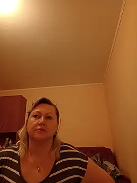 Snapshot of I_amVeronicle chatting on July 2026 01:04:02 PM I amVeronicle online show from July 2026 01:04:02 PM