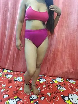 Snapshot of CuteHaseena chatting on June 2026 07:54:02 AM CuteHaseena online show from June 2026 07:54:02 AM