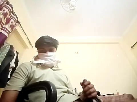 gajodhar20 online show from April 2026 12:29:02 PM