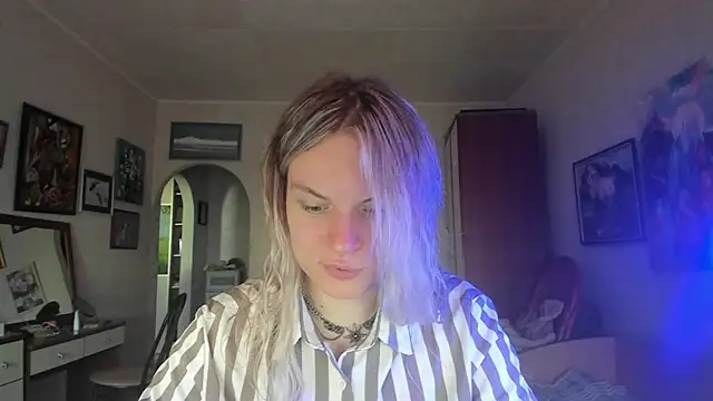 milliKira006 online show from August 2026 04:55:02 AM