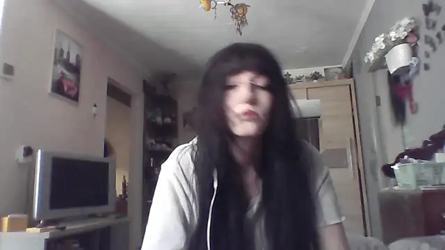Snapshot of ChargedReign chatting on April 2026 07:28:02 AM ChargedReign online show from April 2026 07:28:02 AM