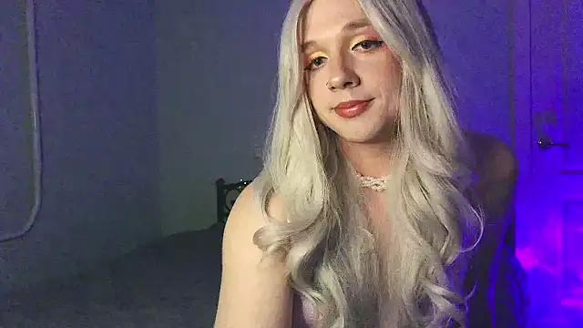 Snapshot of Gina_Rose_ts chatting on May 2026 07:40:02 PM Gina Rose ts online show from May 2026 07:40:02 PM
