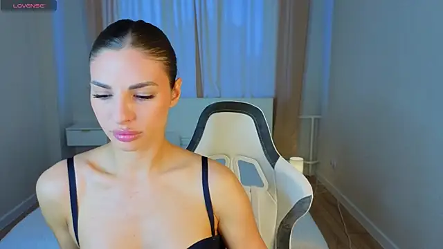 Snapshot of Jasmine_Lane chatting on May 2026 09:25:01 AM Jasmine Lane online show from May 2026 09:25:01 AM