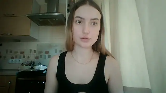 Lisanta online show from June 2026 04:12:02 PM