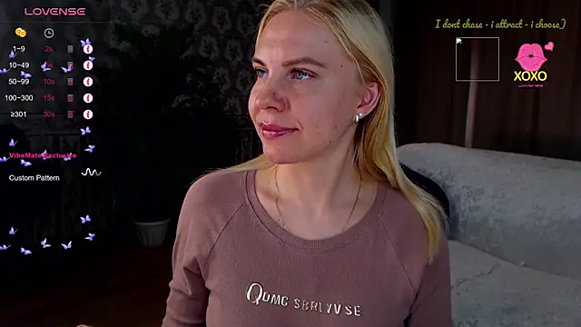 Snapshot of FromRussia chatting on May 2026 09:59:02 AM FromRussia online show from May 2026 09:59:02 AM