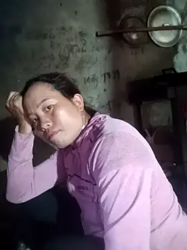Snapshot of phuongtrinh1 chatting on June 2026 07:51:01 AM phuongtrinh1 online show from June 2026 07:51:01 AM