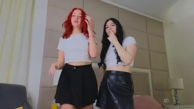 TaffyLune online show from April 2026 09:19:02 AM