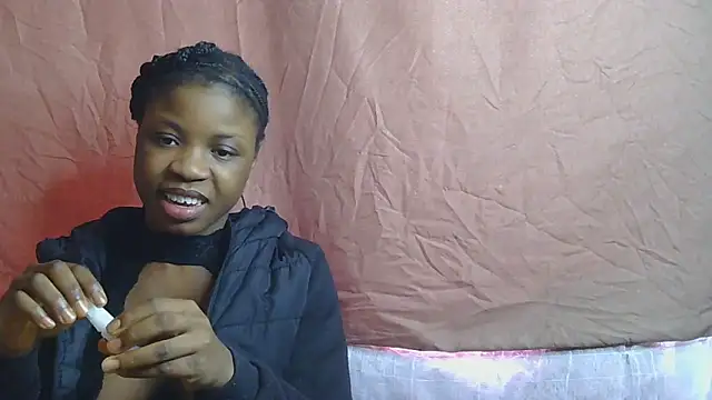 Snapshot of julianaa19 chatting on May 2026 02:24:02 PM julianaa19 online show from May 2026 02:24:02 PM