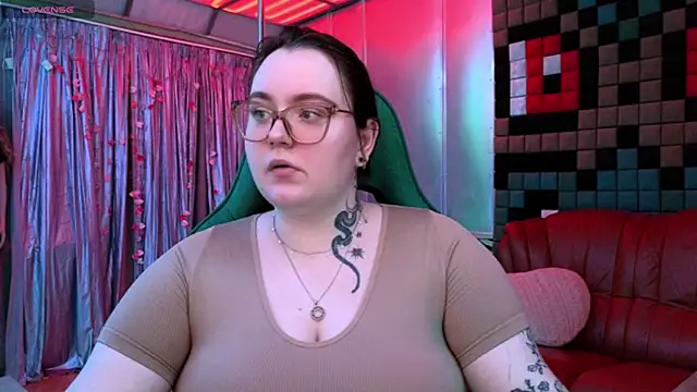 CatherineClaire online show from May 2026 04:24:02 PM