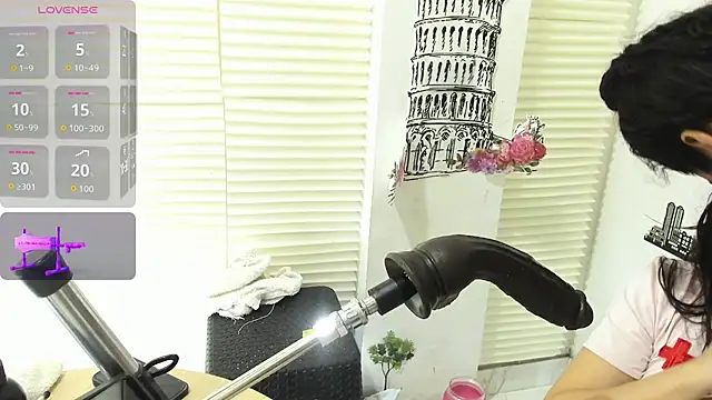 Snapshot of violett_collinss chatting on June 2026 01:56:01 AM violett collinss online show from June 2026 01:56:01 AM