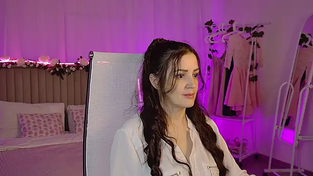 Snapshot of AureliaVane chatting on June 2026 03:54:01 PM AureliaVane online show from June 2026 03:54:01 PM