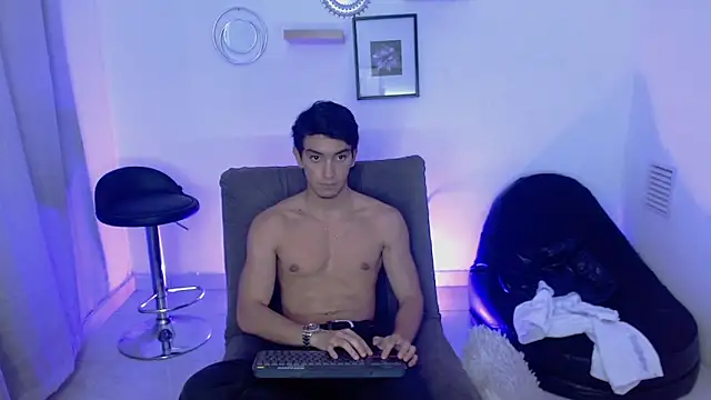 Snapshot of dante_18cm_ chatting on May 2026 01:14:02 AM dante 18cm online show from May 2026 01:14:02 AM