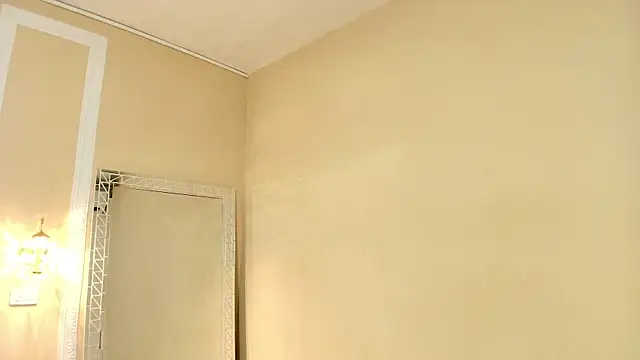 Snapshot of PaulineKosh chatting on July 2026 06:47:01 PM PaulineKosh online show from July 2026 06:47:01 PM