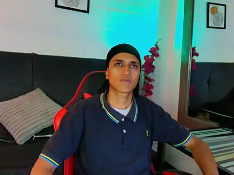 Alan Colthon online show from April 2026 02:14:02 AM