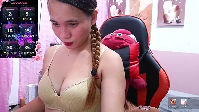 Snapshot of squirtlove1 chatting on June 2026 05:47:01 AM squirtlove1 online show from June 2026 05:47:01 AM