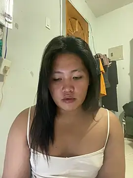 Snapshot of YourBaby_Eva chatting on June 2026 04:00:02 PM YourBaby Eva online show from June 2026 04:00:02 PM