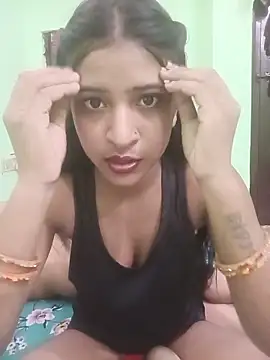 Snapshot of hot-couple-0 chatting on May 2026 07:28:02 AM hot-couple-0 online show from May 2026 07:28:02 AM