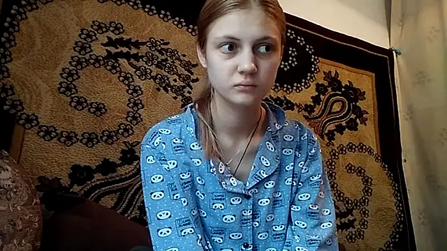 LunaLaday online show from May 2026 02:30:01 AM