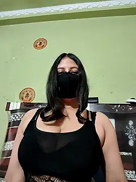 Snapshot of Priya_9945 chatting on July 2026 11:38:02 AM Priya 9945 online show from July 2026 11:38:02 AM
