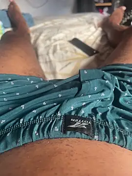 elmiles online show from April 2026 04:23:01 PM