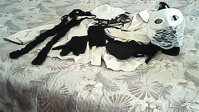 Snapshot of Cuginetti chatting on May 2026 04:26:01 PM Cuginetti online show from May 2026 04:26:01 PM
