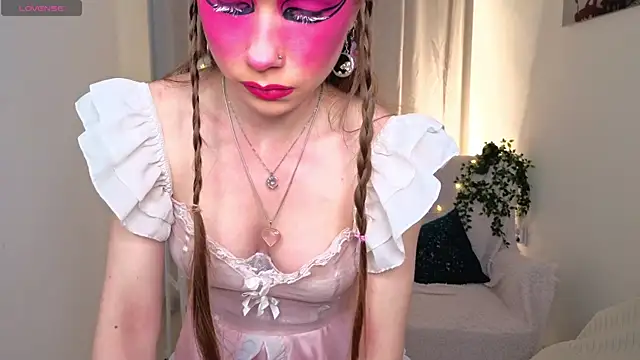 KarenRosee online show from May 2026 04:59:02 PM