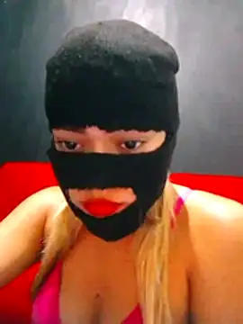 Hotkatii online show from May 2026 04:40:01 AM