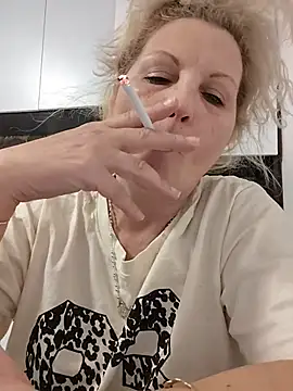 Divineblond online show from March 2026 10:36:05 PM