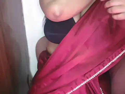 Snapshot of rashmika__ chatting on July 2026 08:04:02 PM rashmika online show from July 2026 08:04:02 PM