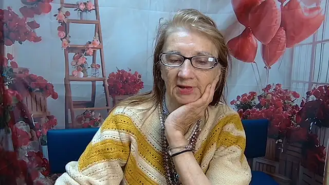 Snapshot of AliceWriter chatting on April 2026 11:03:02 AM AliceWriter online show from April 2026 11:03:02 AM