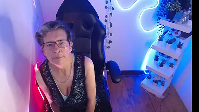 Snapshot of selena_ferreira chatting on May 2026 11:40:01 AM selena ferreira online show from May 2026 11:40:01 AM