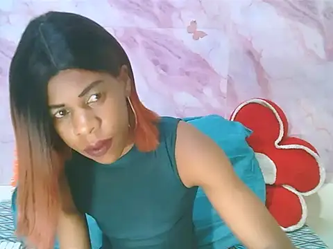 Snapshot of EbonySweetPeach chatting on May 2026 05:59:01 AM EbonySweetPeach online show from May 2026 05:59:01 AM