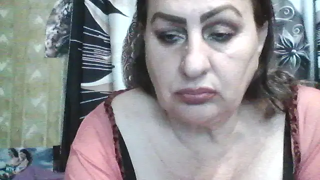 Snapshot of LoaqLovew chatting on June 2026 08:08:02 AM LoaqLovew online show from June 2026 08:08:02 AM