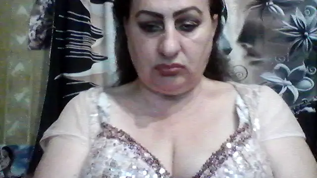 Snapshot of LoaqLovew chatting on June 2026 08:35:02 AM LoaqLovew online show from June 2026 08:35:02 AM