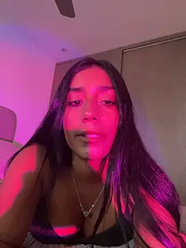 Snapshot of SaryJonex chatting on May 2026 03:18:02 PM SaryJonex online show from May 2026 03:18:02 PM