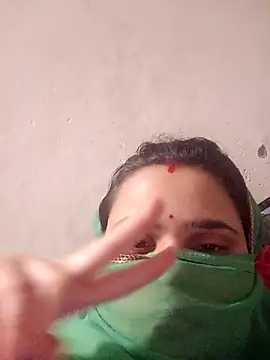 Snapshot of khushibaby85 chatting on May 2026 09:43:01 PM khushibaby85 online show from May 2026 09:43:01 PM