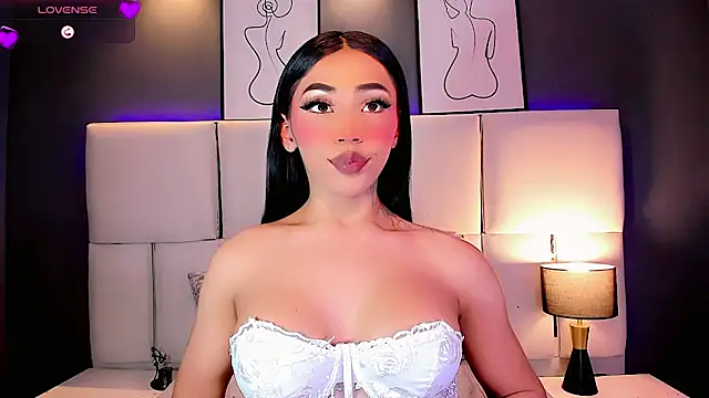Snapshot of Aleisha_Beaumont chatting on July 2026 09:50:01 PM Aleisha Beaumont online show from July 2026 09:50:01 PM