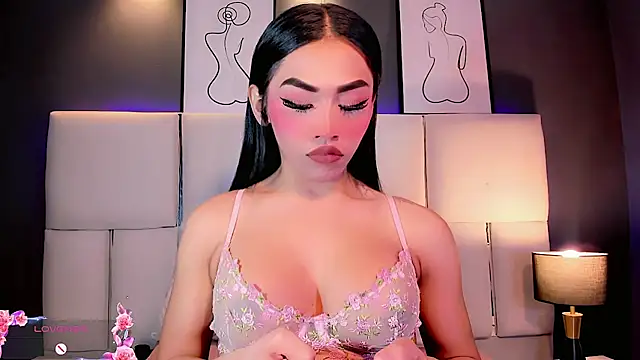 Snapshot of Aleisha_Beaumont chatting on August 2026 09:29:02 PM Aleisha Beaumont online show from August 2026 09:29:02 PM